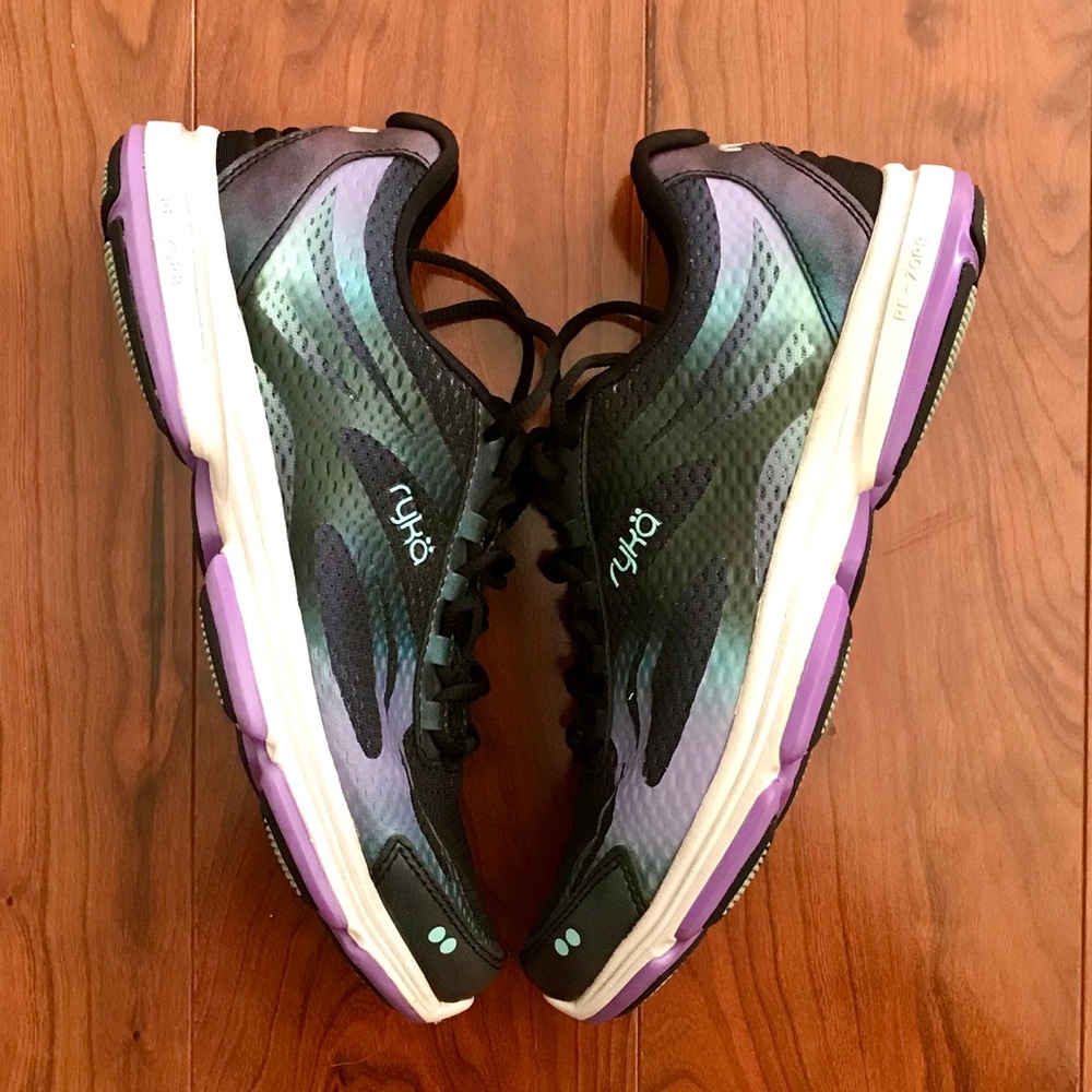 Ryka Walking Sneaker